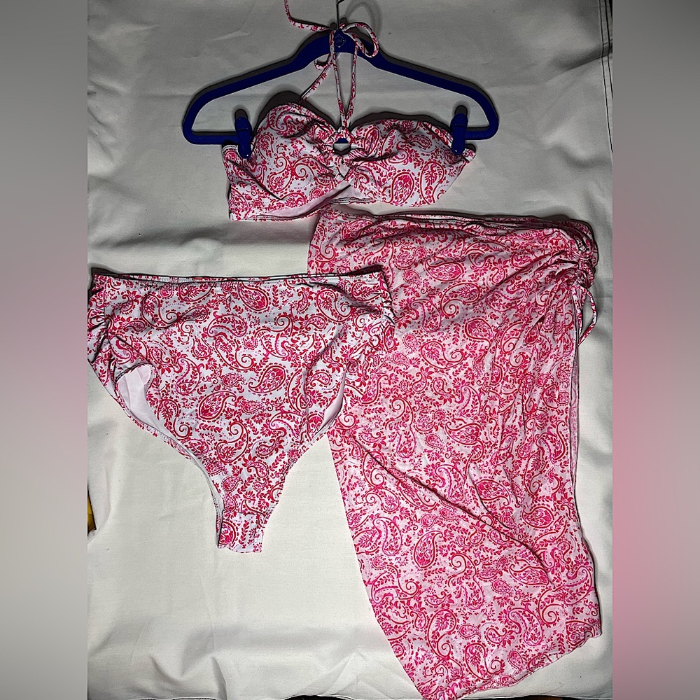 NWOT Pink & White Paisley Maternity Bandeau 3 Piece Swimsuit w Coverup Size L